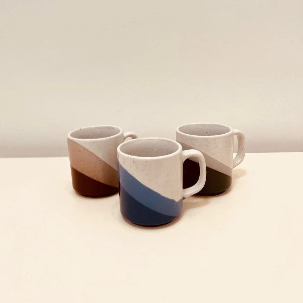 VINTAGE RETRO 70’S SURFS‎ SHACK STYLE COFFEE MUGS - SET OF 3 - MADE IN KOREA -